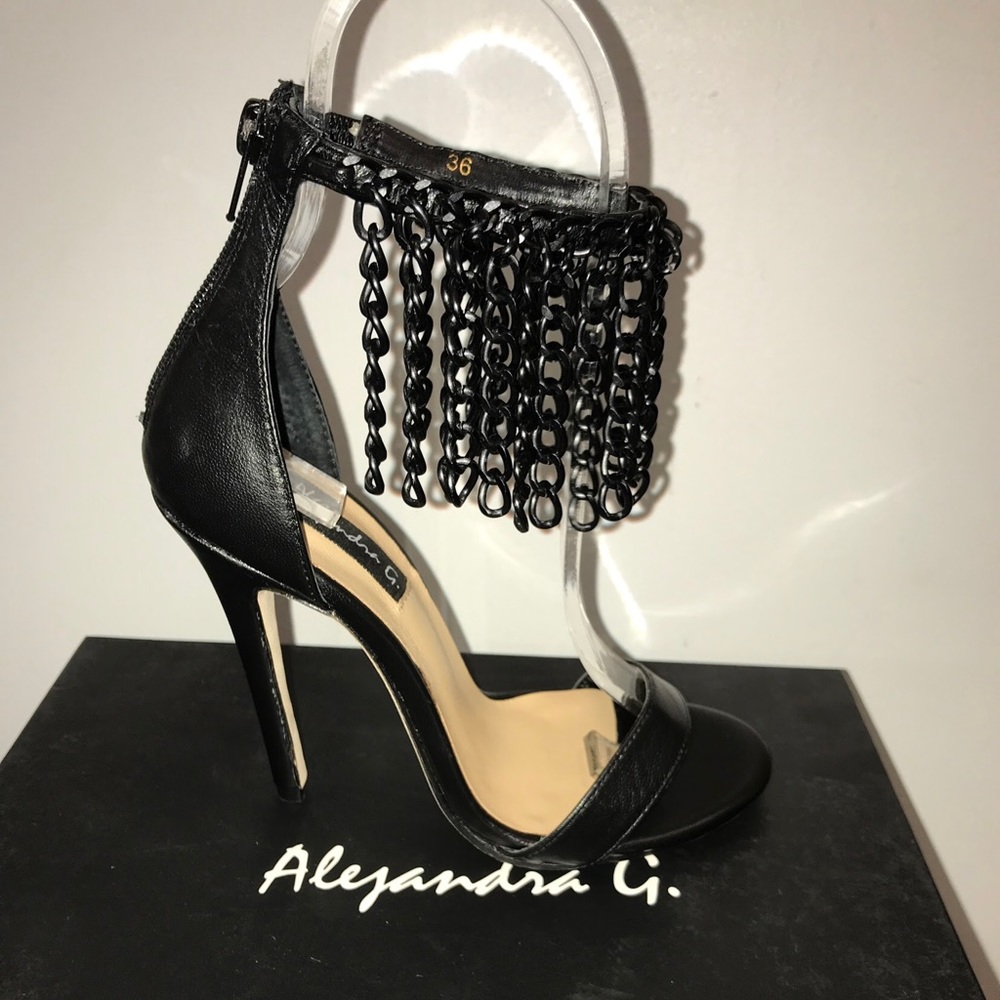Brand New Chain Link Sandal